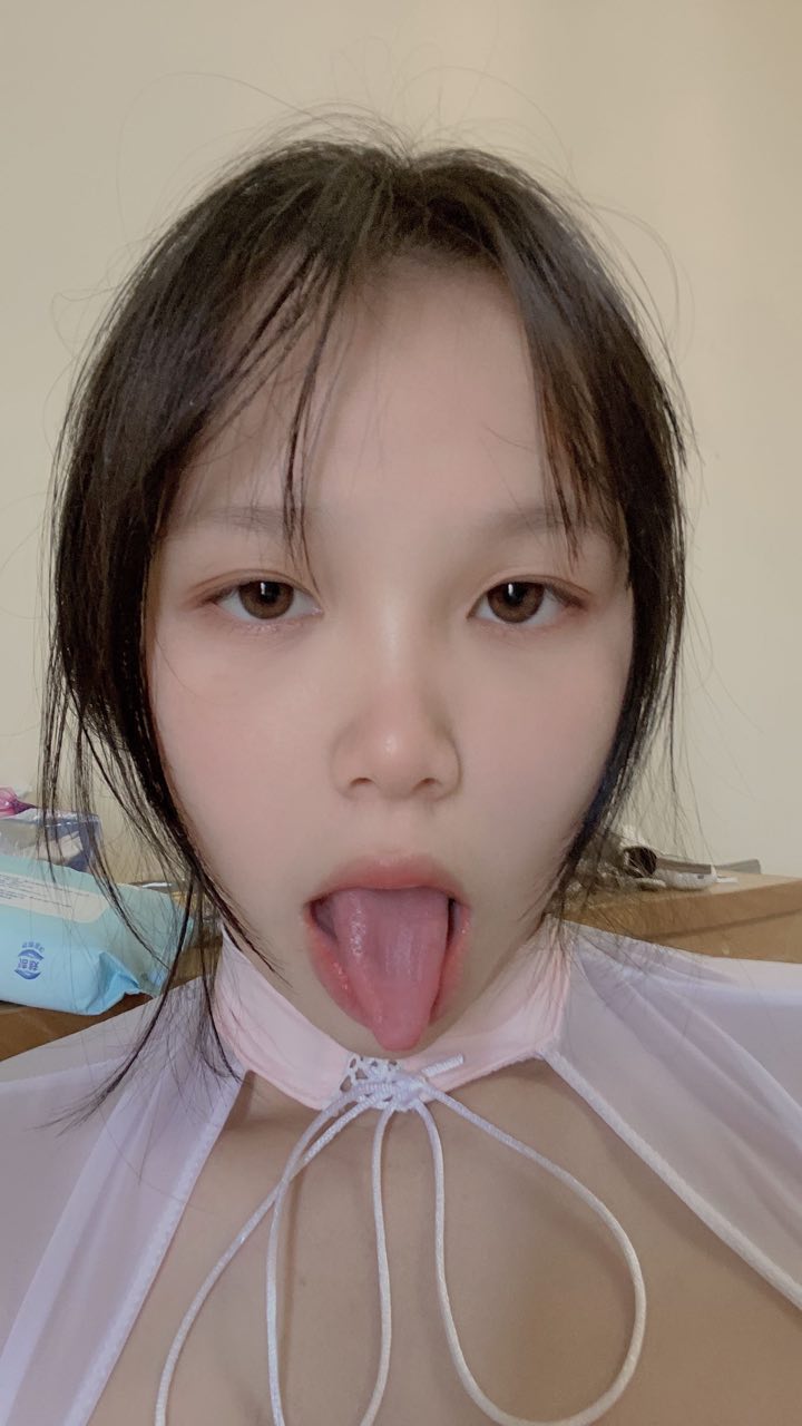【2024-01-31】Sex with manager in the van