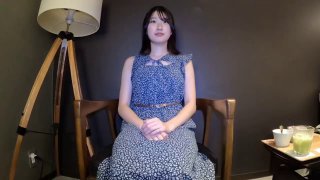 【桃视频】情趣K歌房EP1-麻豆女郎娇羞开唱！直击女神秦可欣